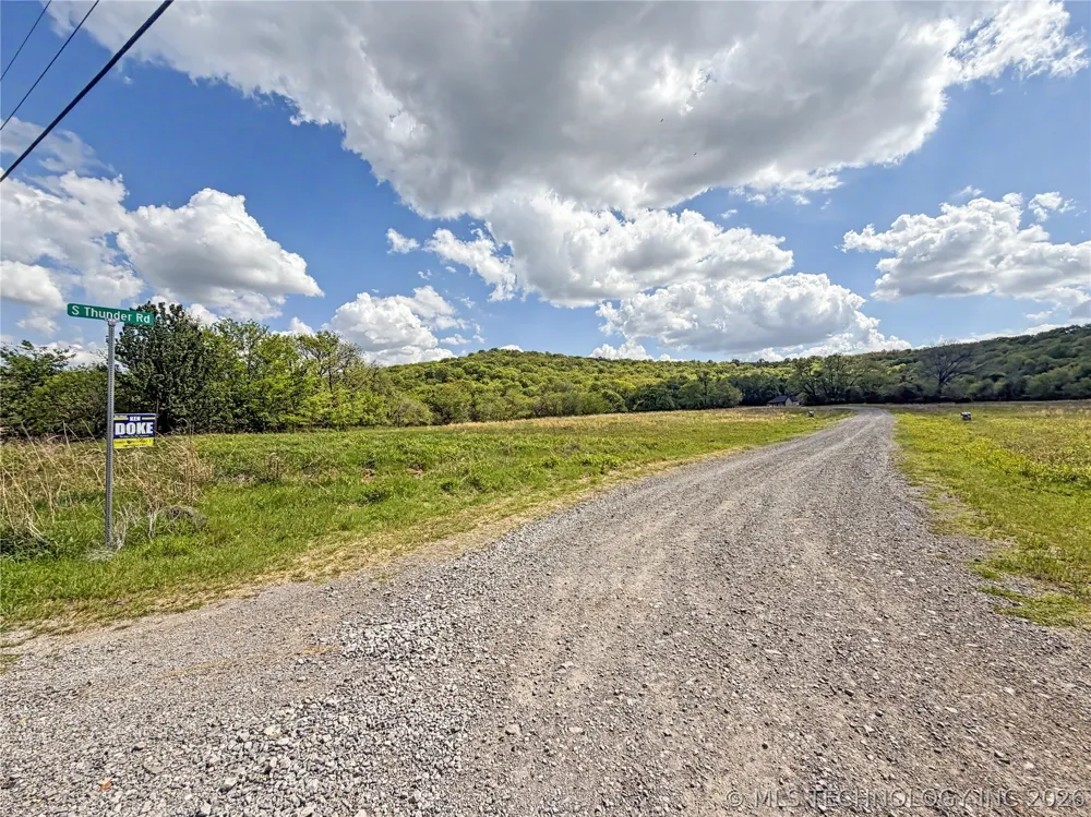 425 S Thunder Road Fort Gibson, OK 74434