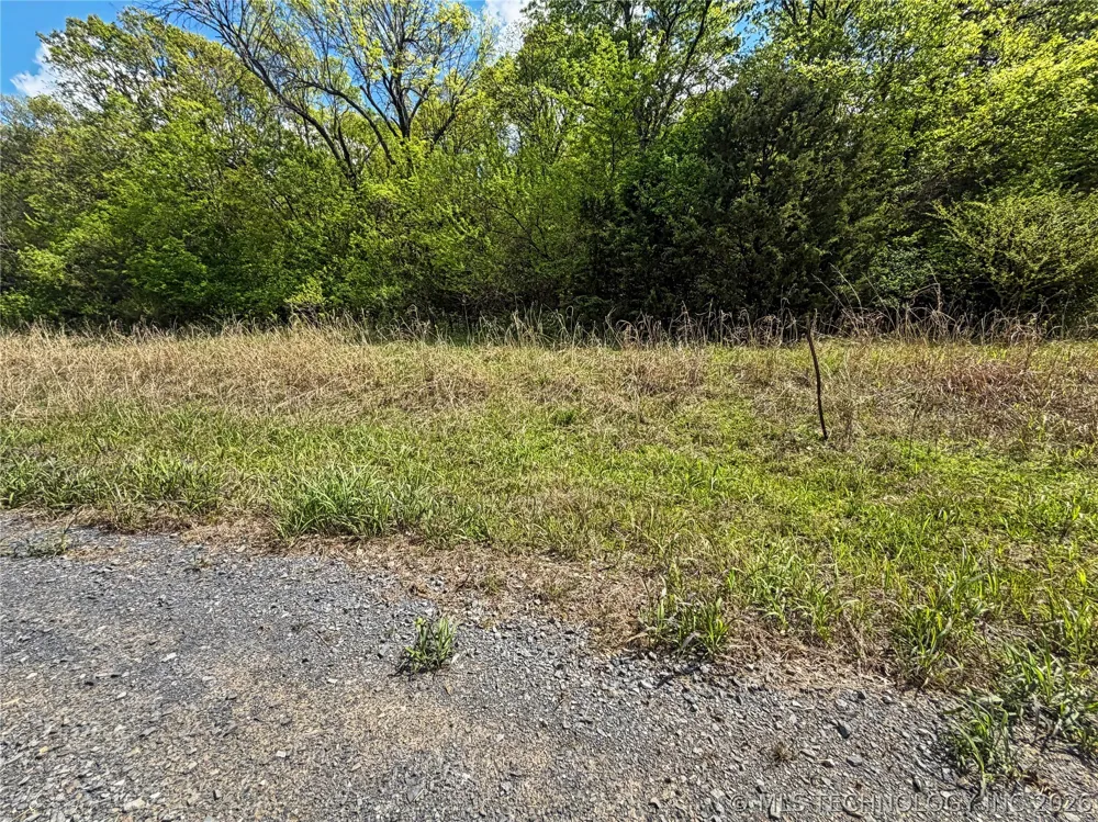 425 S Thunder Road Fort Gibson, OK 74434