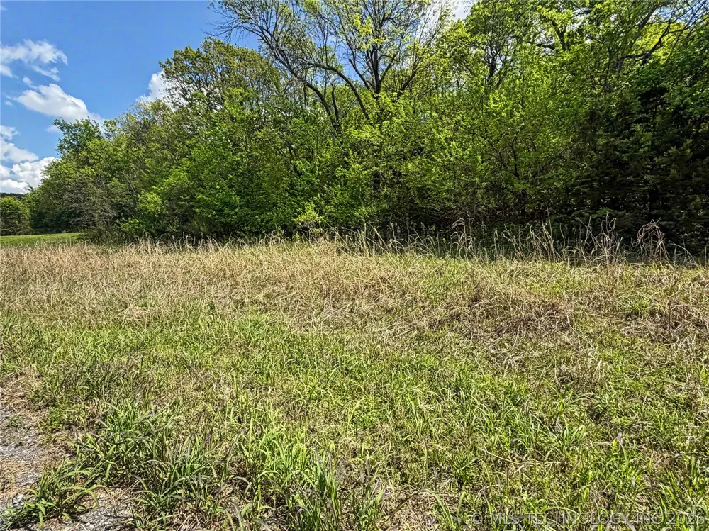 425 S Thunder Road Fort Gibson, OK 74434