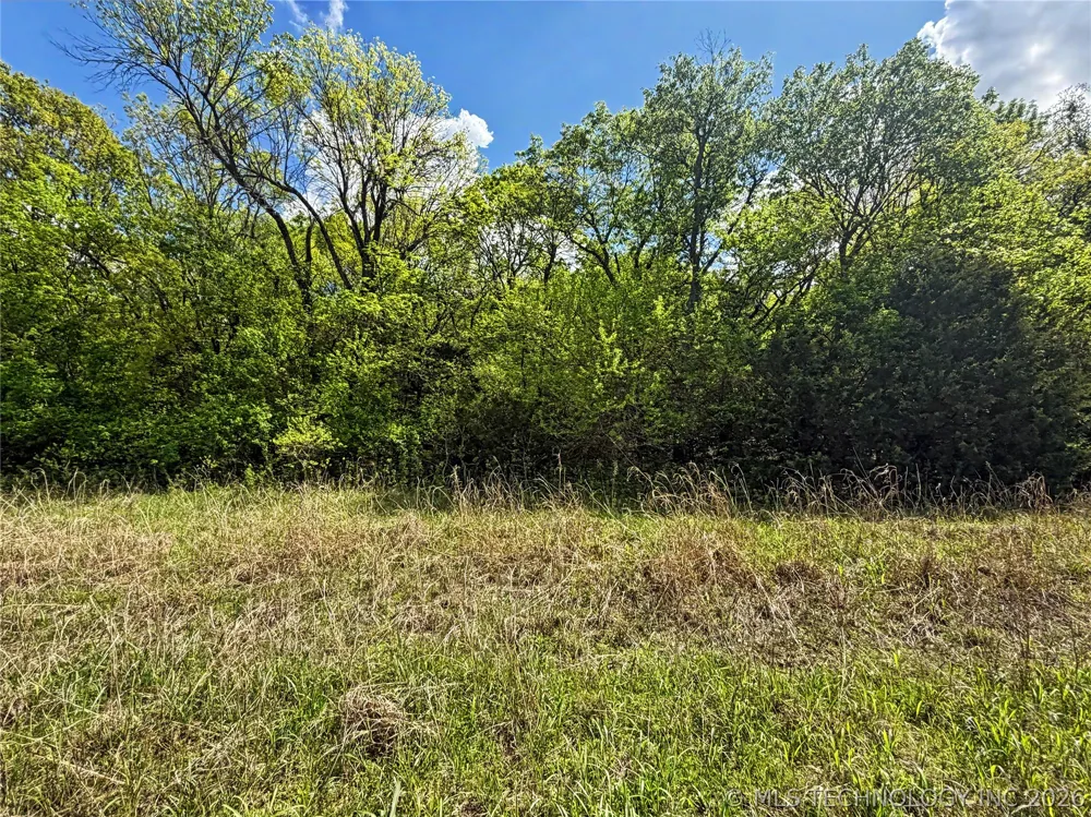 425 S Thunder Road Fort Gibson, OK 74434