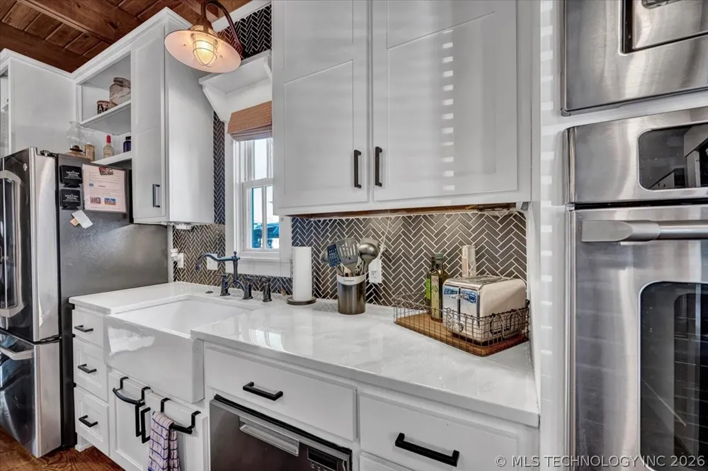37 Firefly Lane Carlton Landing, OK 74432