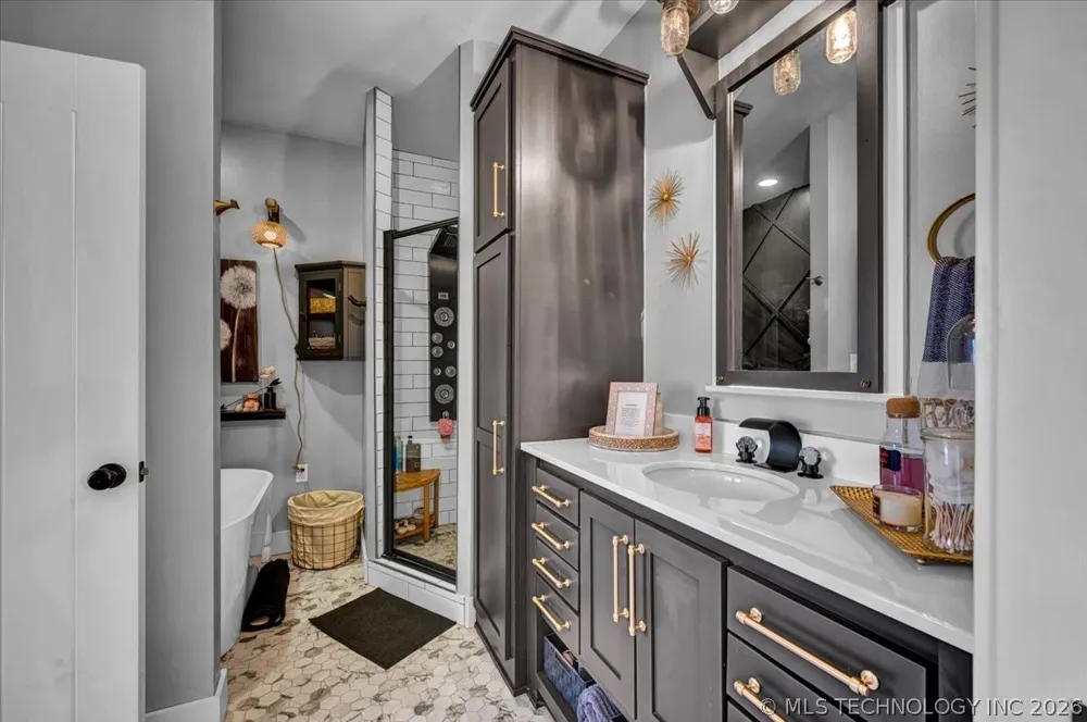 37 Firefly Lane Carlton Landing, OK 74432