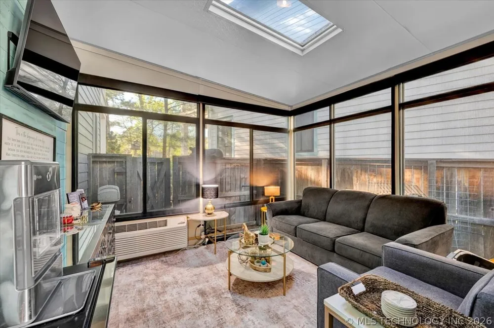 37 Firefly Lane Carlton Landing, OK 74432