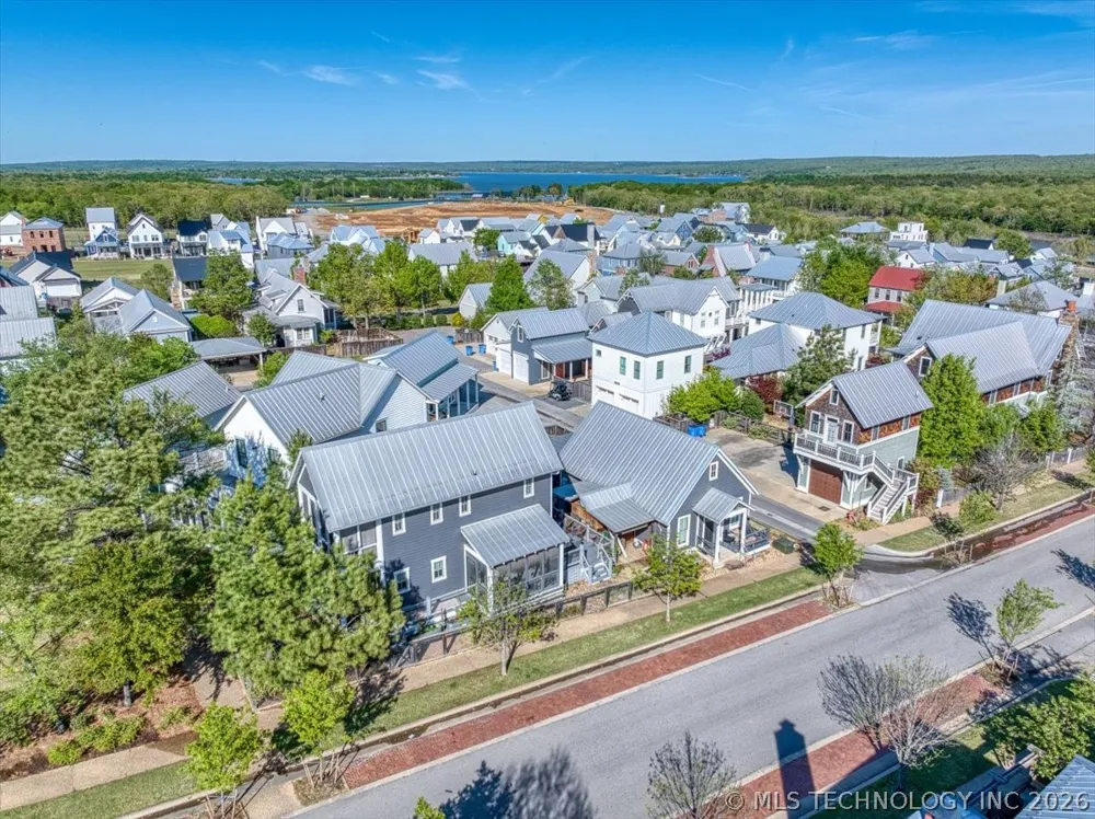 37 Firefly Lane Carlton Landing, OK 74432
