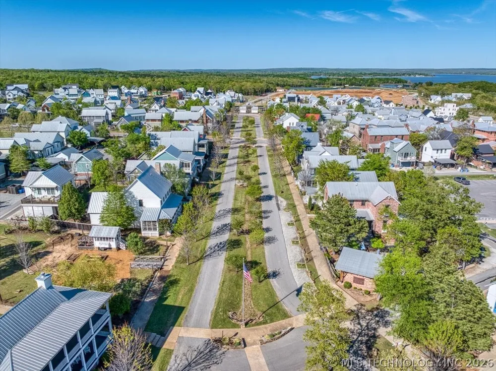 37 Firefly Lane Carlton Landing, OK 74432