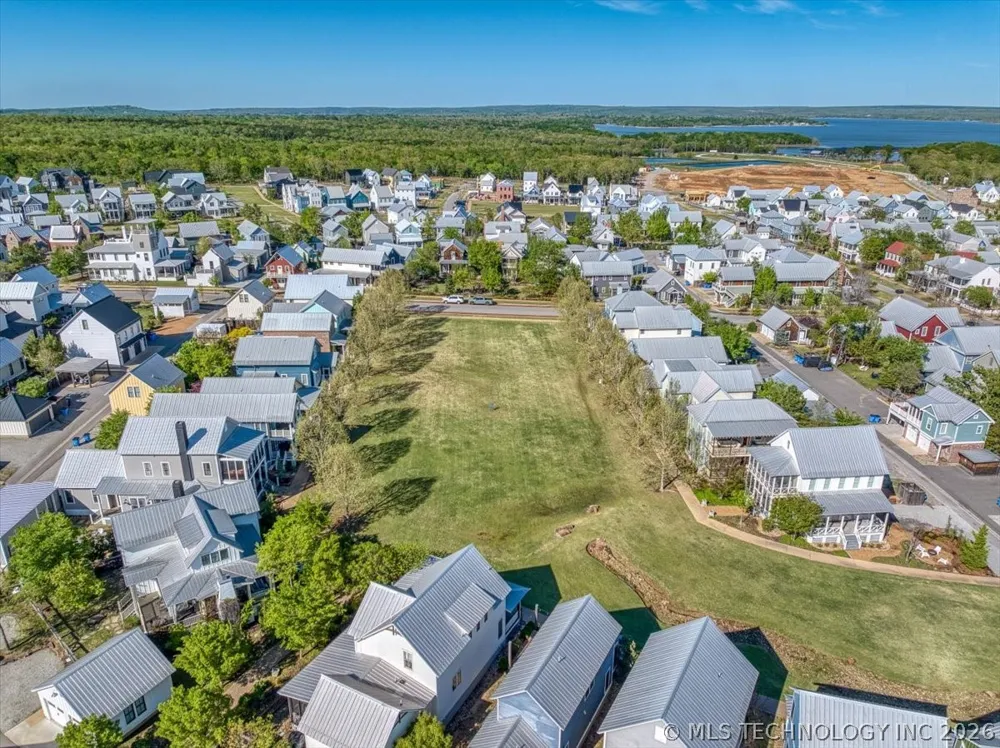 37 Firefly Lane Carlton Landing, OK 74432