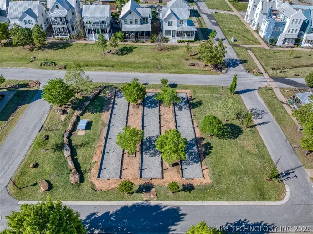 37 Firefly Lane Carlton Landing, OK 74432