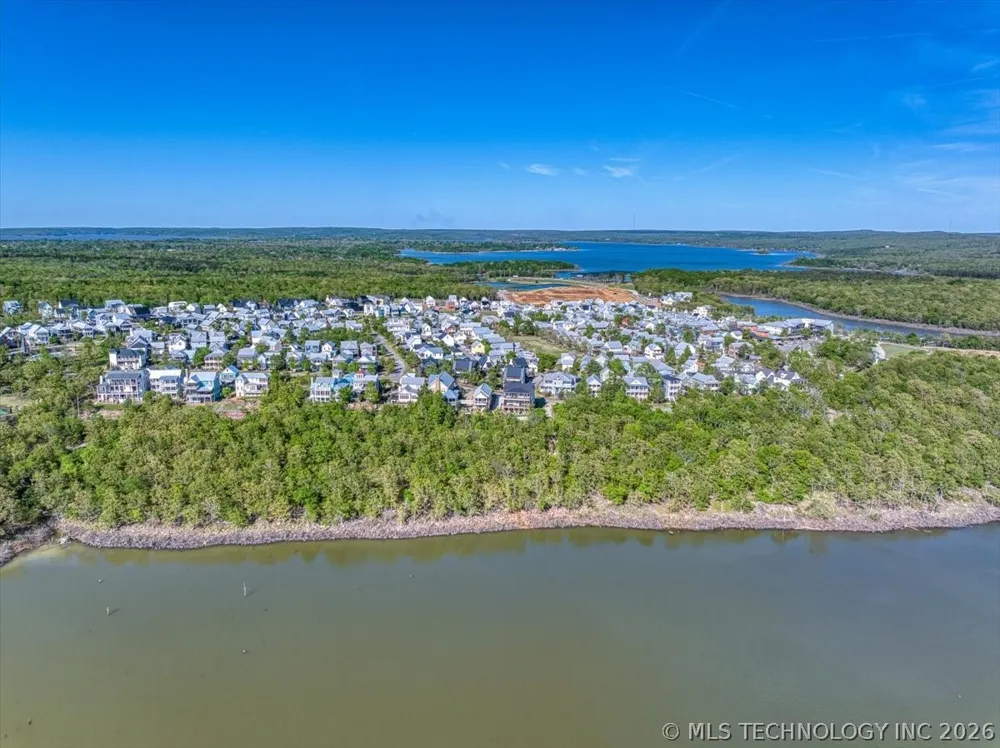 37 Firefly Lane Carlton Landing, OK 74432