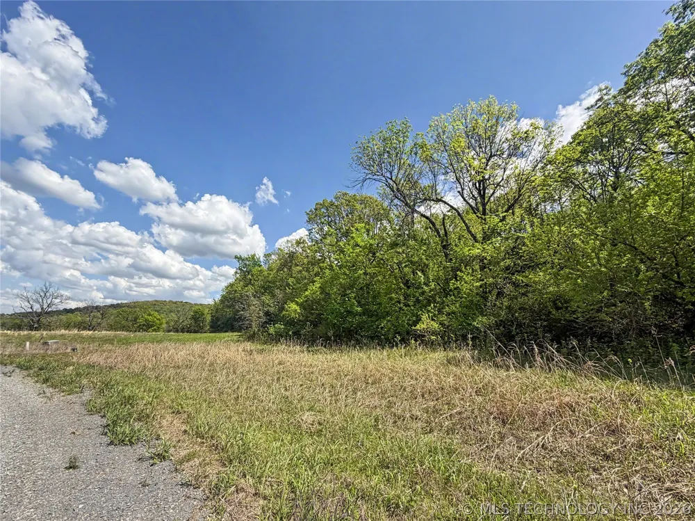 421 S Thunder Road Fort Gibson, OK 74434