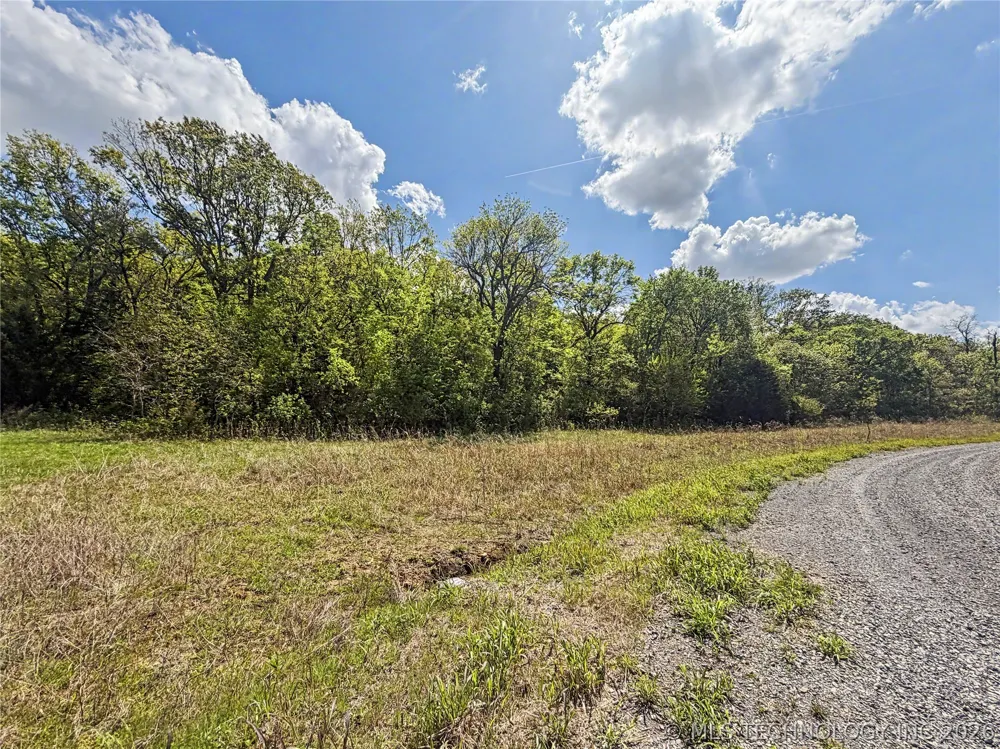421 S Thunder Road Fort Gibson, OK 74434