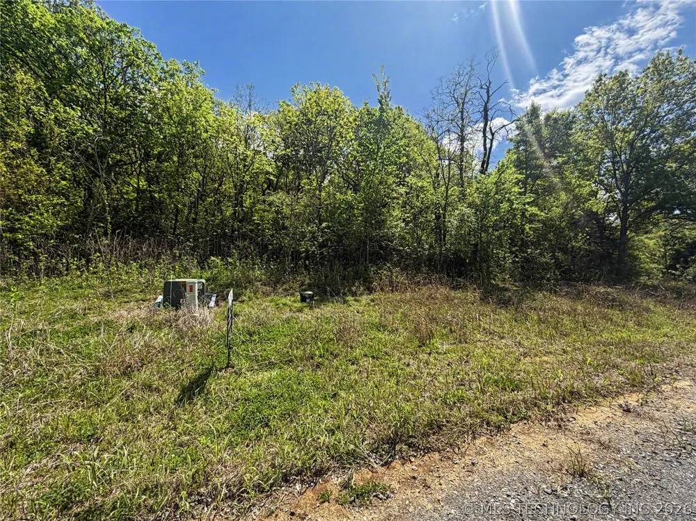 417 S Thunder Road Fort Gibson, OK 74434