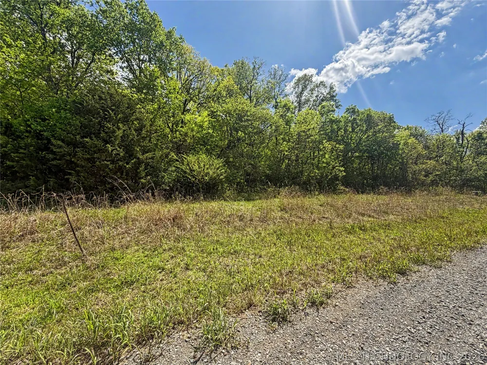 417 S Thunder Road Fort Gibson, OK 74434