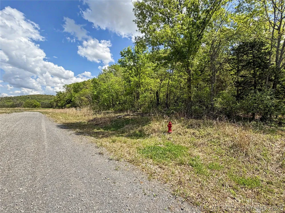 417 S Thunder Road Fort Gibson, OK 74434