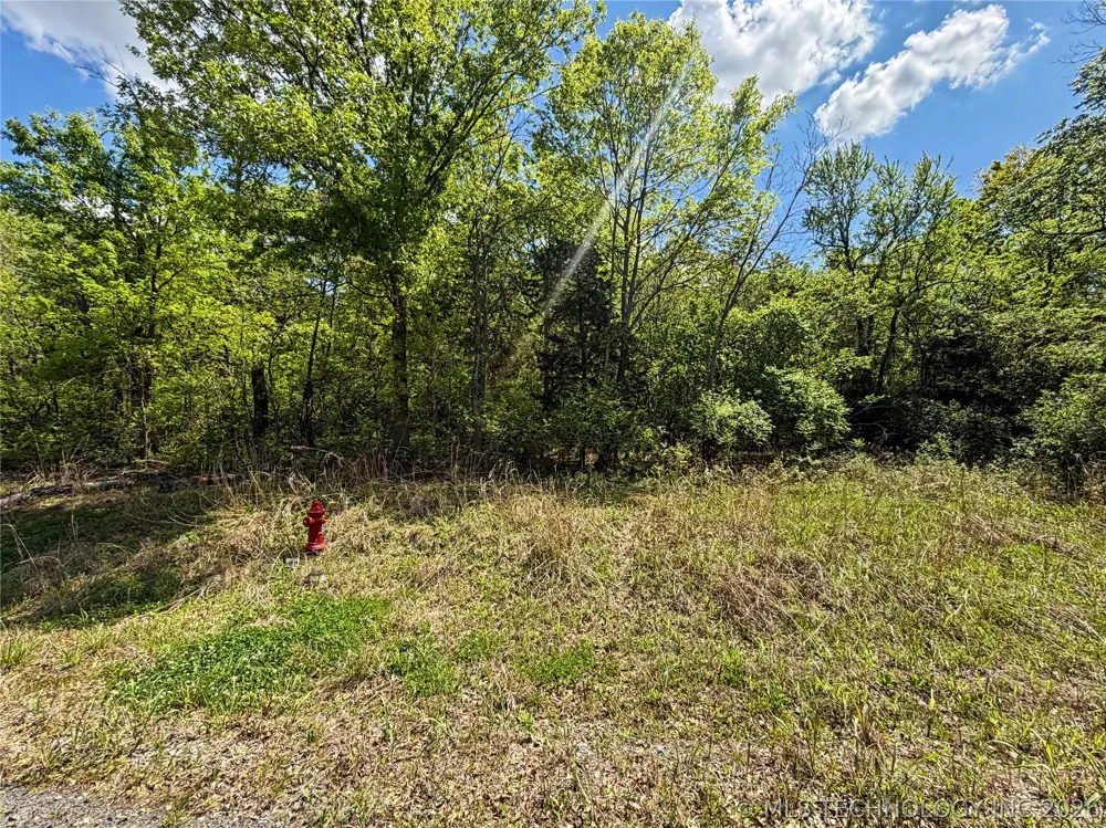 417 S Thunder Road Fort Gibson, OK 74434