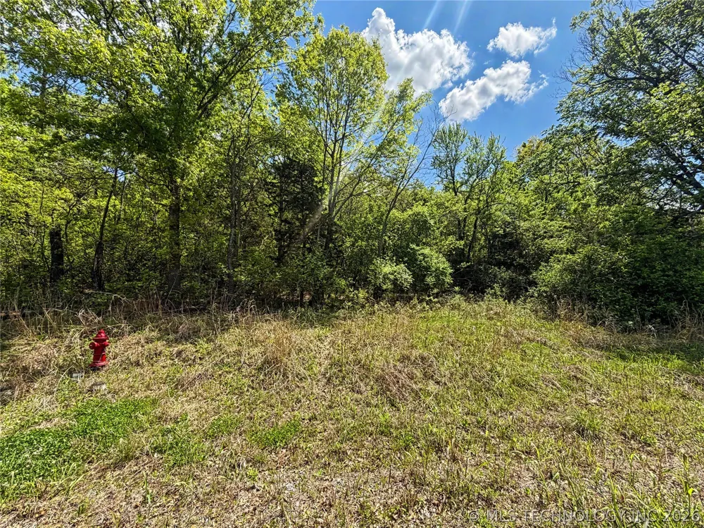 417 S Thunder Road Fort Gibson, OK 74434