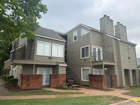 1730 E 67th Street S #K204