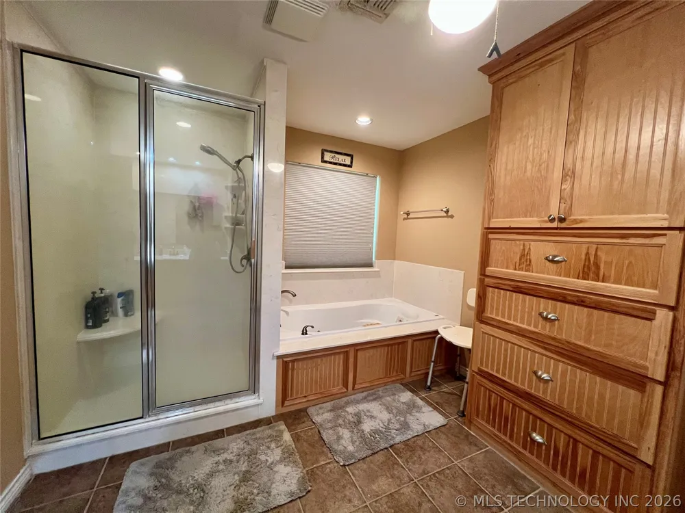 5377 McDuffee Road Kingston, OK 73439