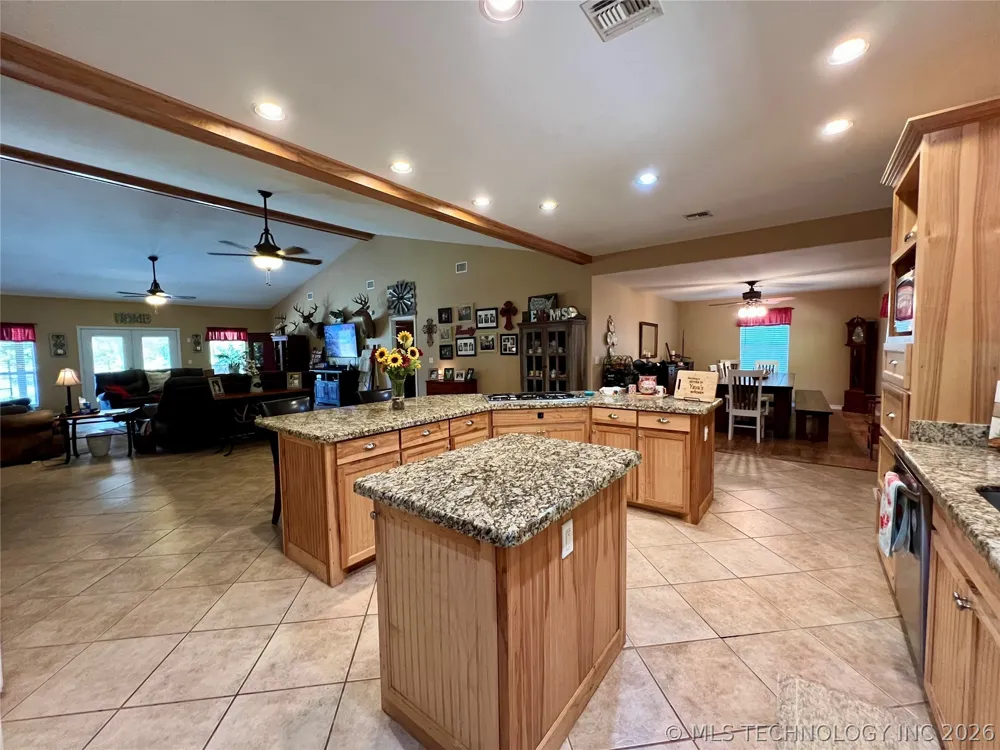 5377 McDuffee Road Kingston, OK 73439