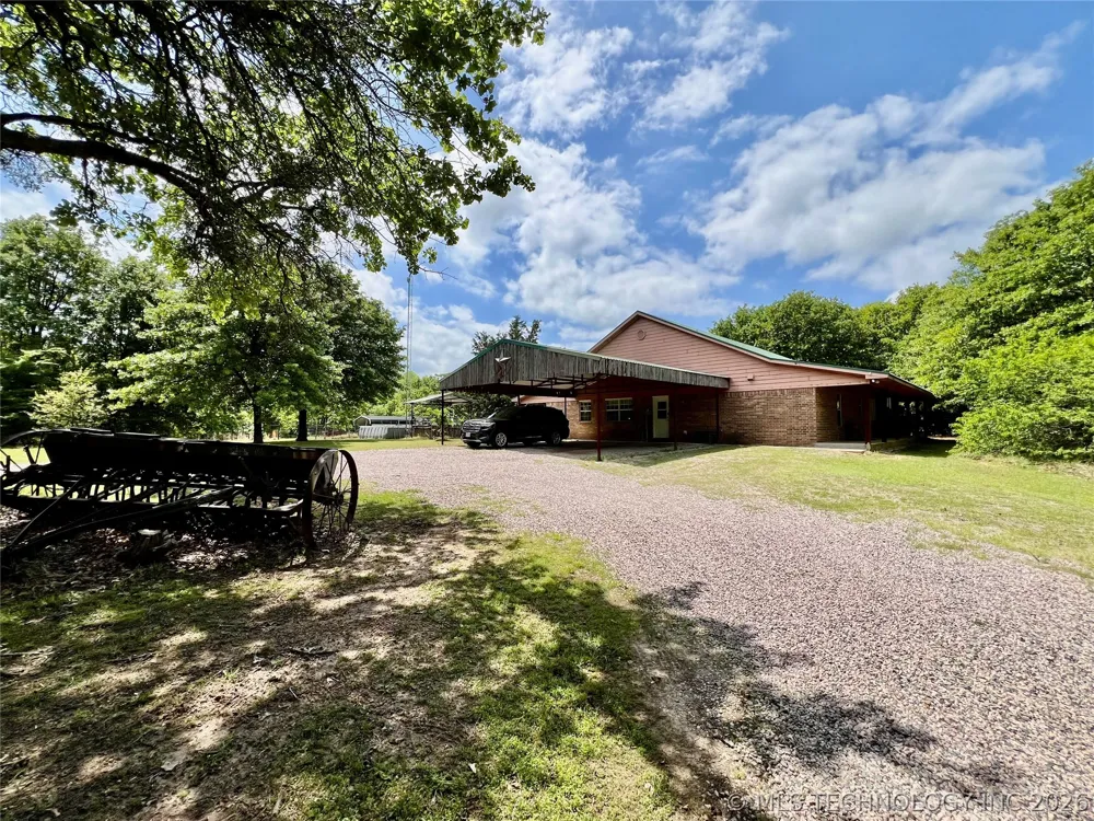 5377 McDuffee Road Kingston, OK 73439
