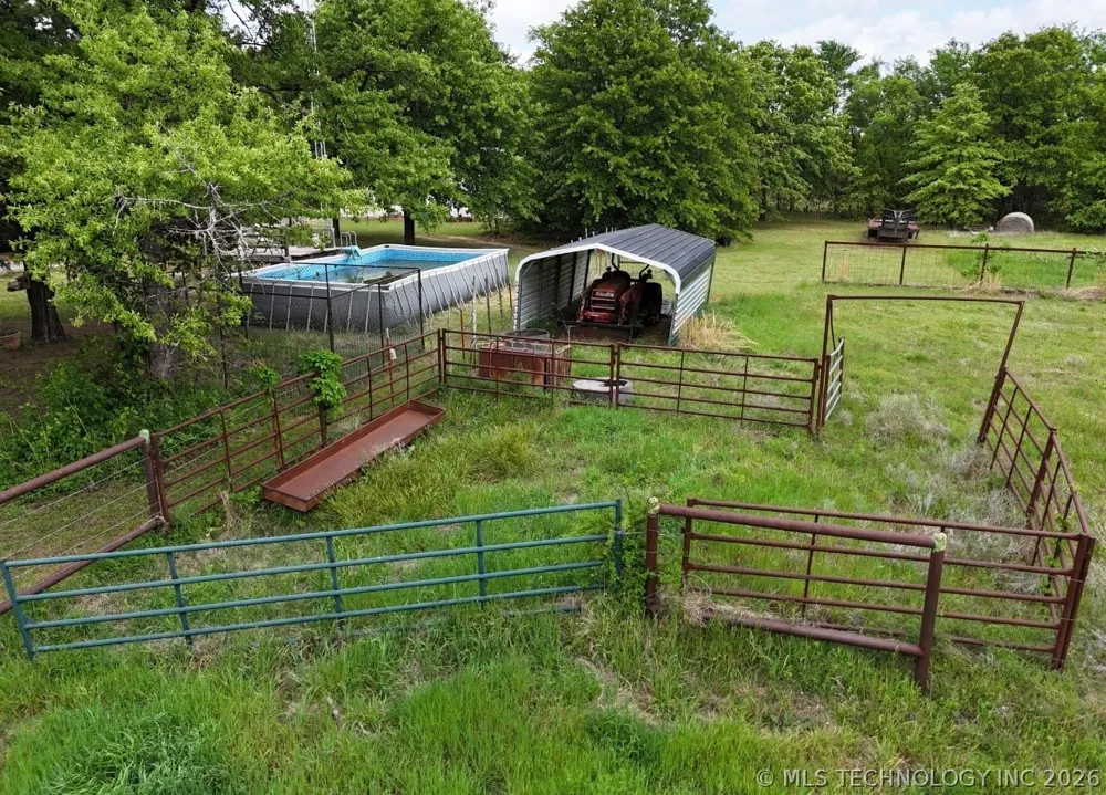 5377 McDuffee Road Kingston, OK 73439