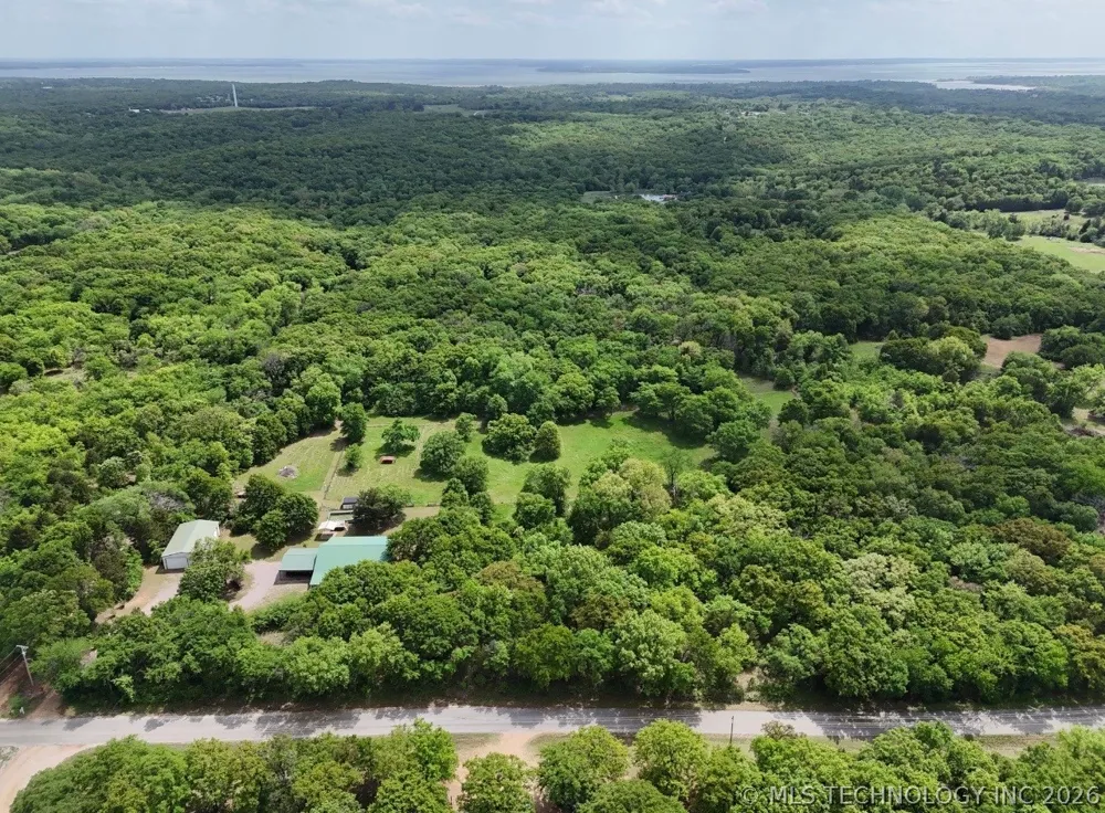 5377 McDuffee Road Kingston, OK 73439