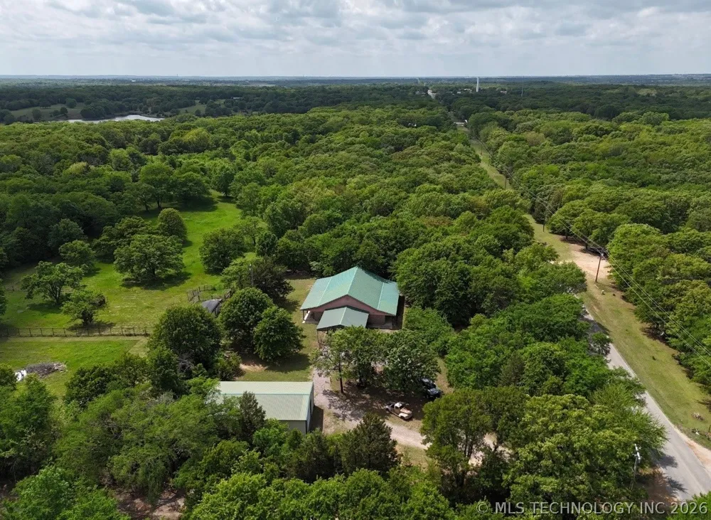 5377 McDuffee Road Kingston, OK 73439