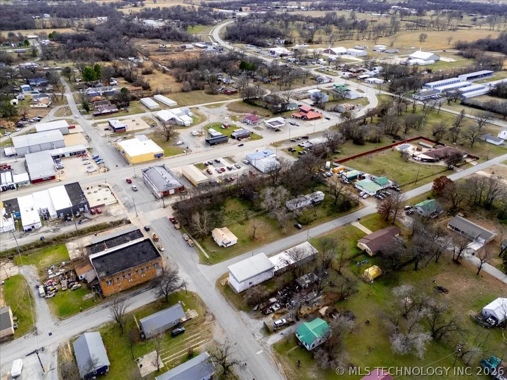 1 W Ross Street Locust Grove, OK 74352