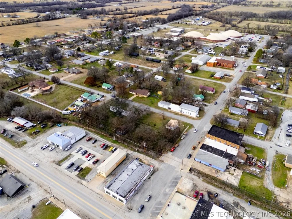 1 W Ross Street Locust Grove, OK 74352