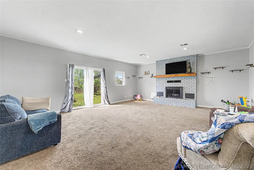 520 Meadowlark Lane Commerce, OK 74339