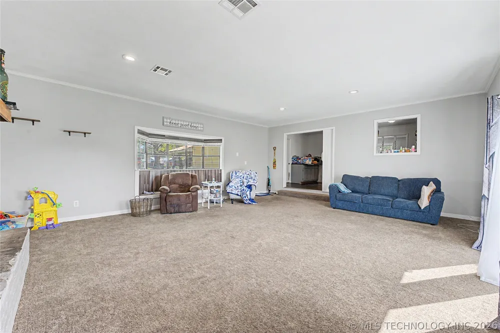 520 Meadowlark Lane Commerce, OK 74339