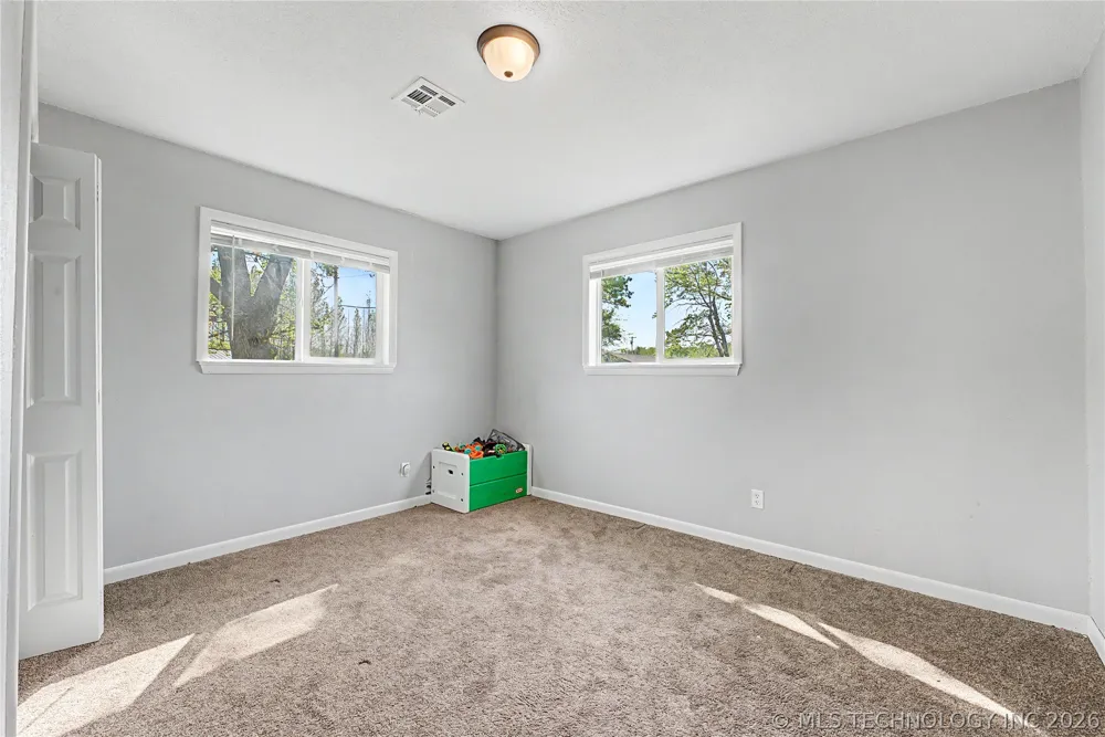 520 Meadowlark Lane Commerce, OK 74339
