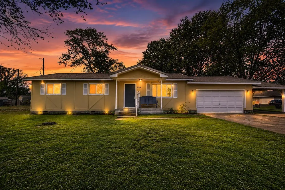 520 Meadowlark Lane Commerce, OK 74339