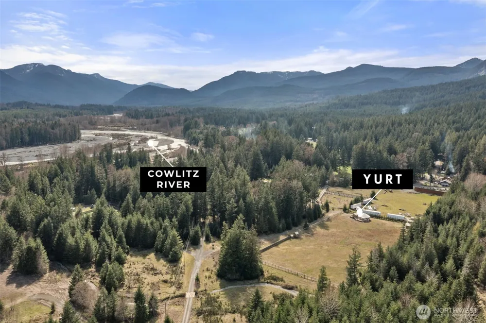 216 Eagle Peak Drive Packwood, WA 98361