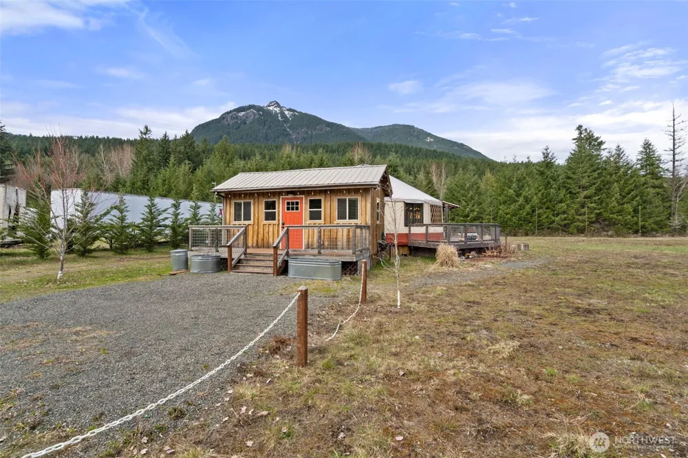 216 Eagle Peak Drive Packwood, WA 98361