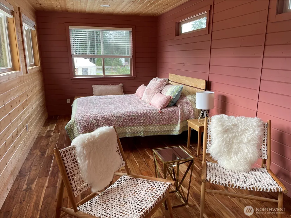216 Eagle Peak Drive Packwood, WA 98361