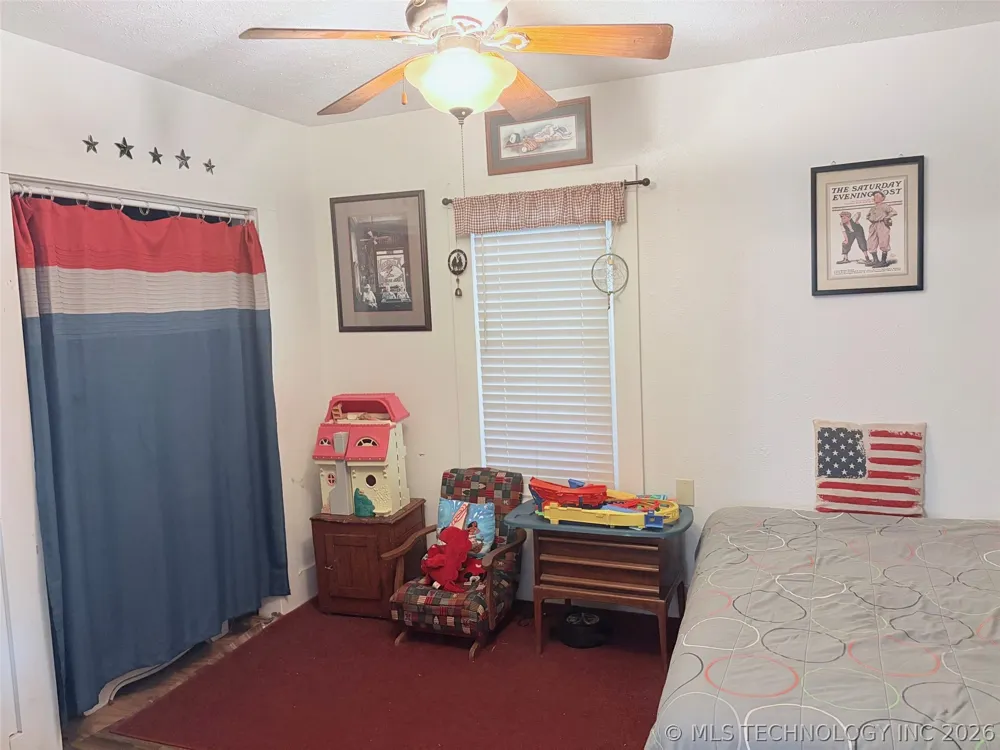 416 W Ash Street Maud, OK 74854