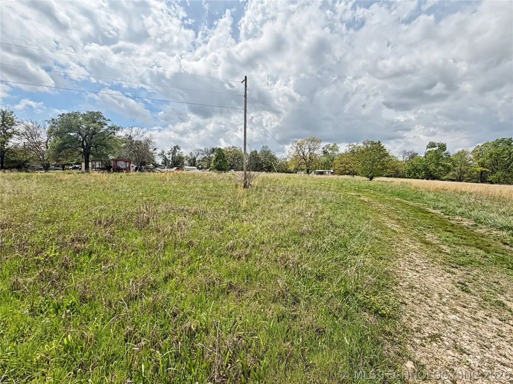 83048 S 4700 ROAD Stilwell, OK 74960