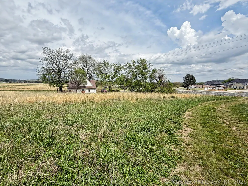 83048 S 4700 ROAD Stilwell, OK 74960