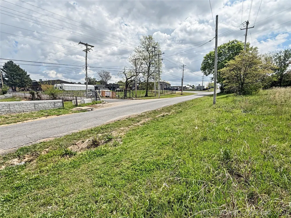 83048 S 4700 ROAD Stilwell, OK 74960