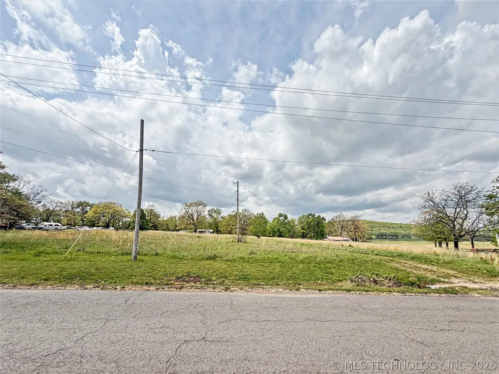 83048 S 4700 ROAD Stilwell, OK 74960