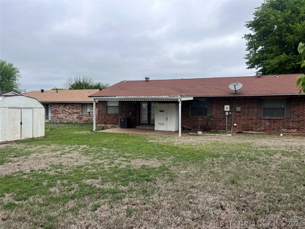9710 NE 4th Street Midwest City, OK 73130