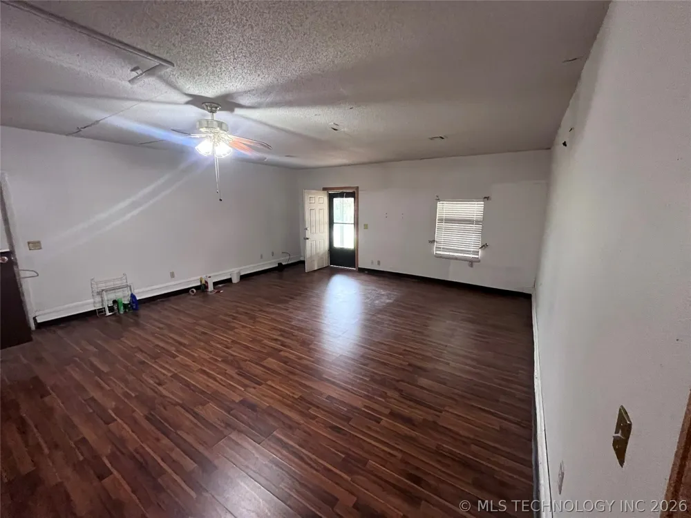 9710 NE 4th Street Midwest City, OK 73130