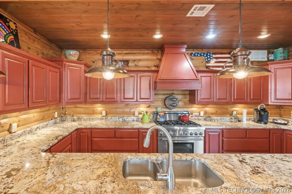 65133 E 250 ROAD Grove, OK 74344
