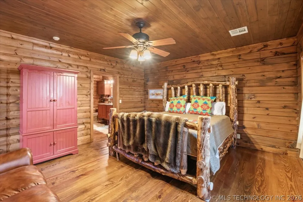 65133 E 250 ROAD Grove, OK 74344