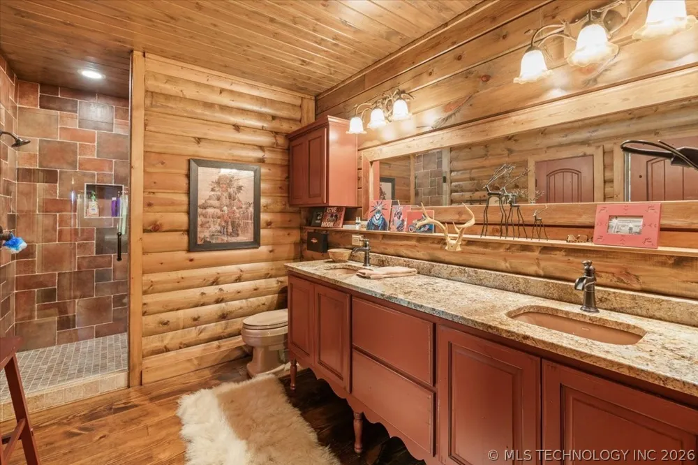 65133 E 250 ROAD Grove, OK 74344