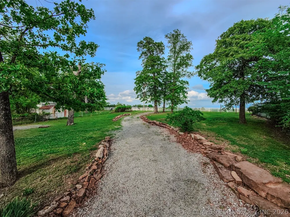 28917 Ranch Lane Park Hill, OK 74451