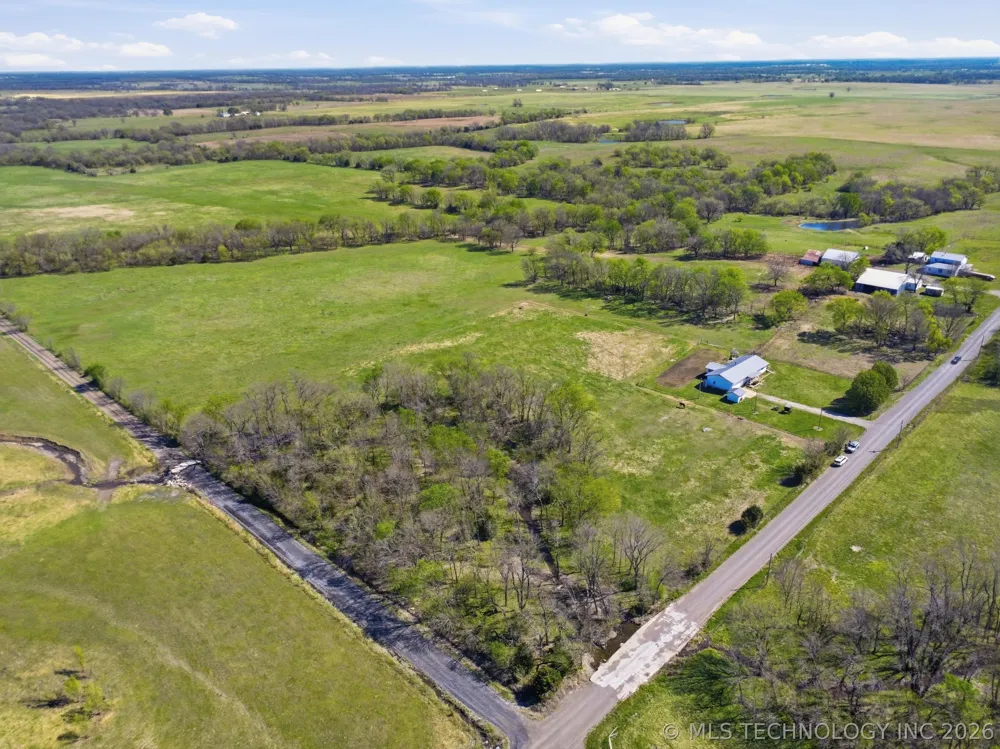 439092 E 40 ROAD Welch, OK 74369