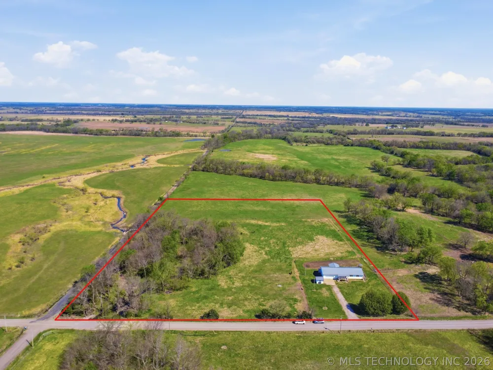 439092 E 40 ROAD Welch, OK 74369