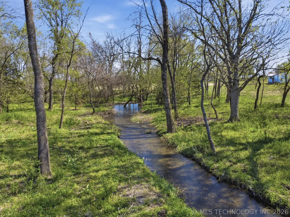 439092 E 40 ROAD Welch, OK 74369