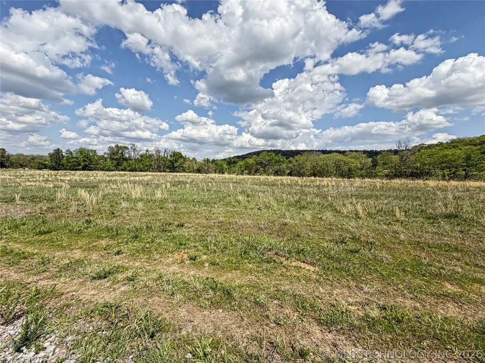 414 S Thunder Road Fort Gibson, OK 74434